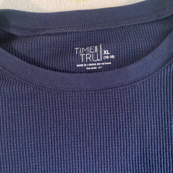 Time and Tru XL Waffle Knit Blue Shirt - Picture 2 of 3